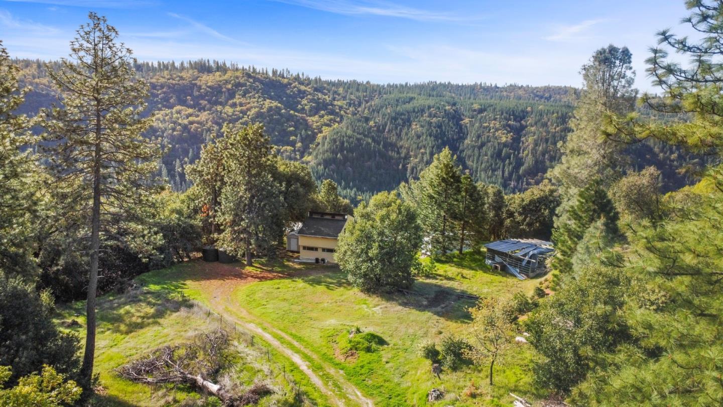 Detail Gallery Image 6 of 9 For 6024 Fullen Rd, Murphys,  CA 95247 - 1 Beds | 1 Baths
