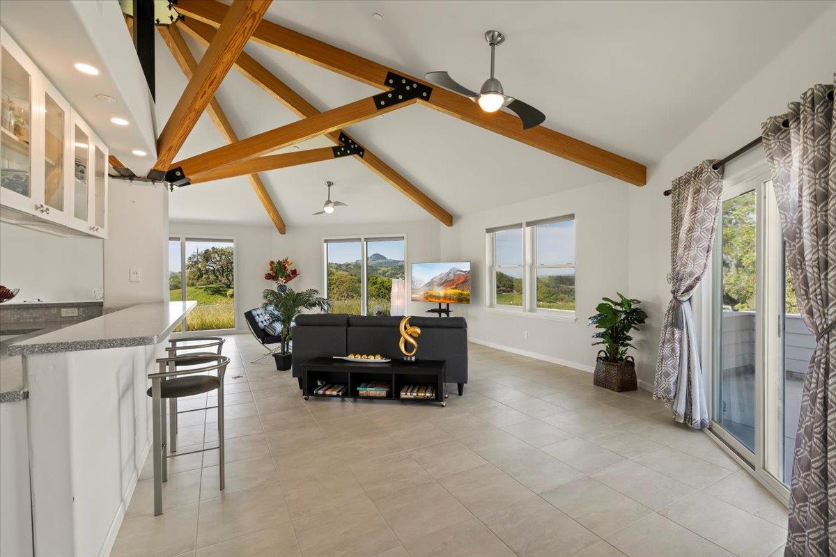 Detail Gallery Image 9 of 25 For 22500 Pacheco Pass Hwy, –,  CA 95023 - 3 Beds | 2 Baths