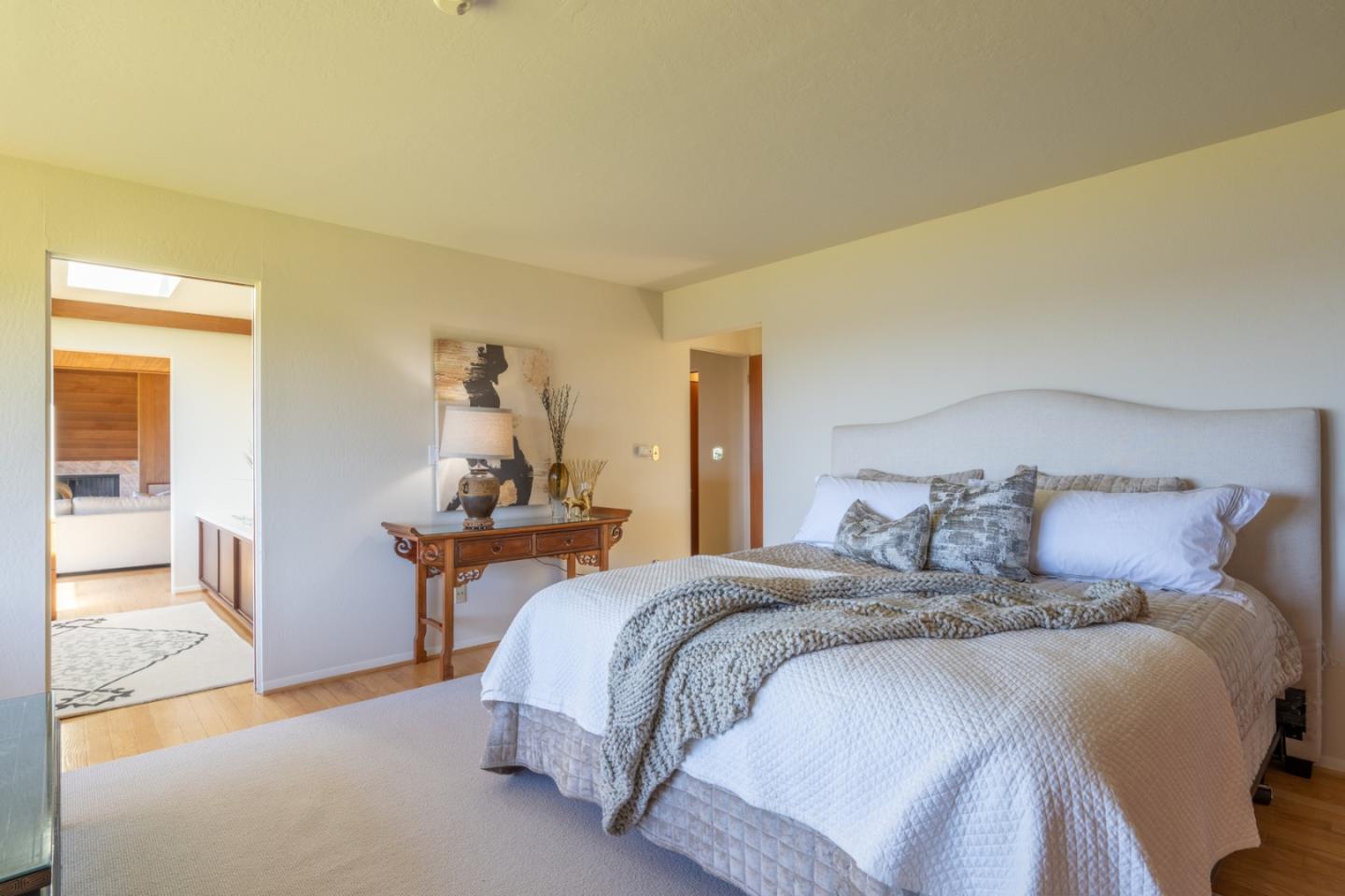 Detail Gallery Image 15 of 28 For 2952 Cuesta Way, Carmel,  CA 93923 - 3 Beds | 3 Baths
