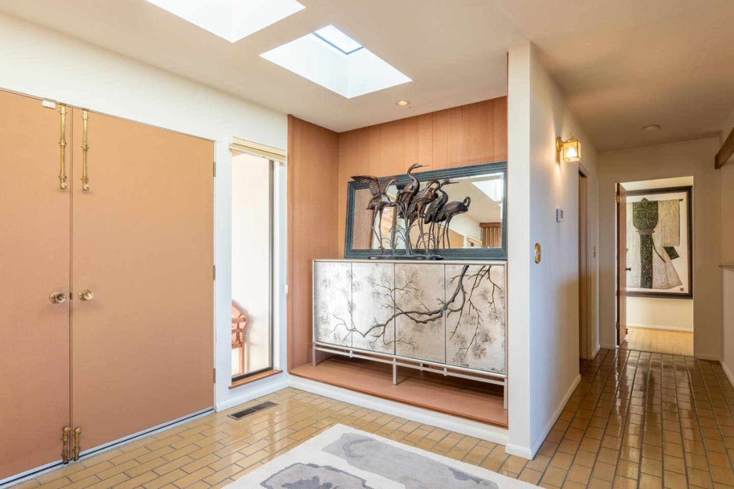Detail Gallery Image 16 of 28 For 2952 Cuesta Way, Carmel,  CA 93923 - 3 Beds | 3 Baths