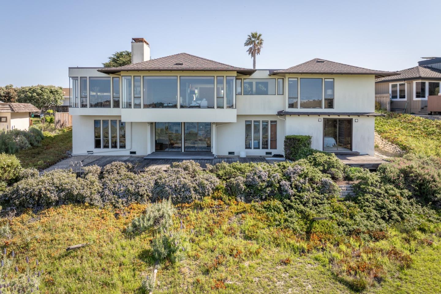 Detail Gallery Image 3 of 28 For 2952 Cuesta Way, Carmel,  CA 93923 - 3 Beds | 3 Baths