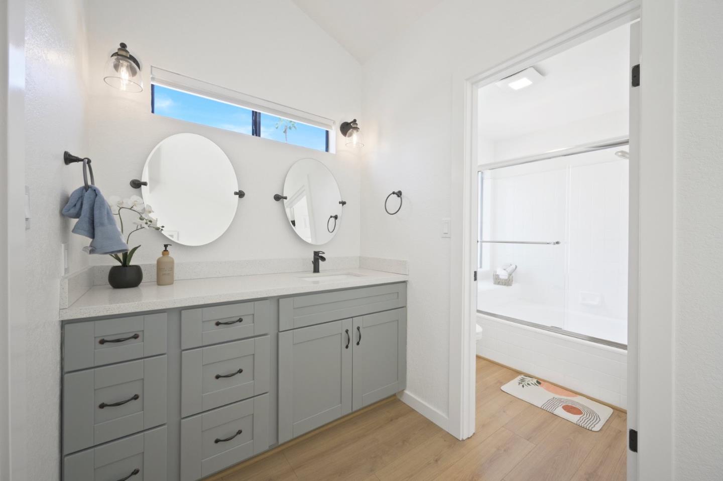 Detail Gallery Image 14 of 31 For 1128 Kayellen Ct, San Jose,  CA 95125 - 2 Beds | 2/1 Baths