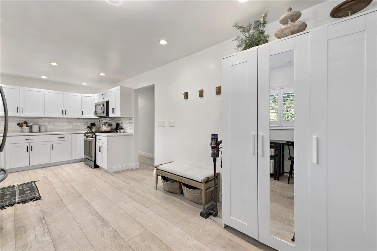 Detail Gallery Image 12 of 33 For 789 Canada Rd, Woodside,  CA 94062 - 3 Beds | 2 Baths