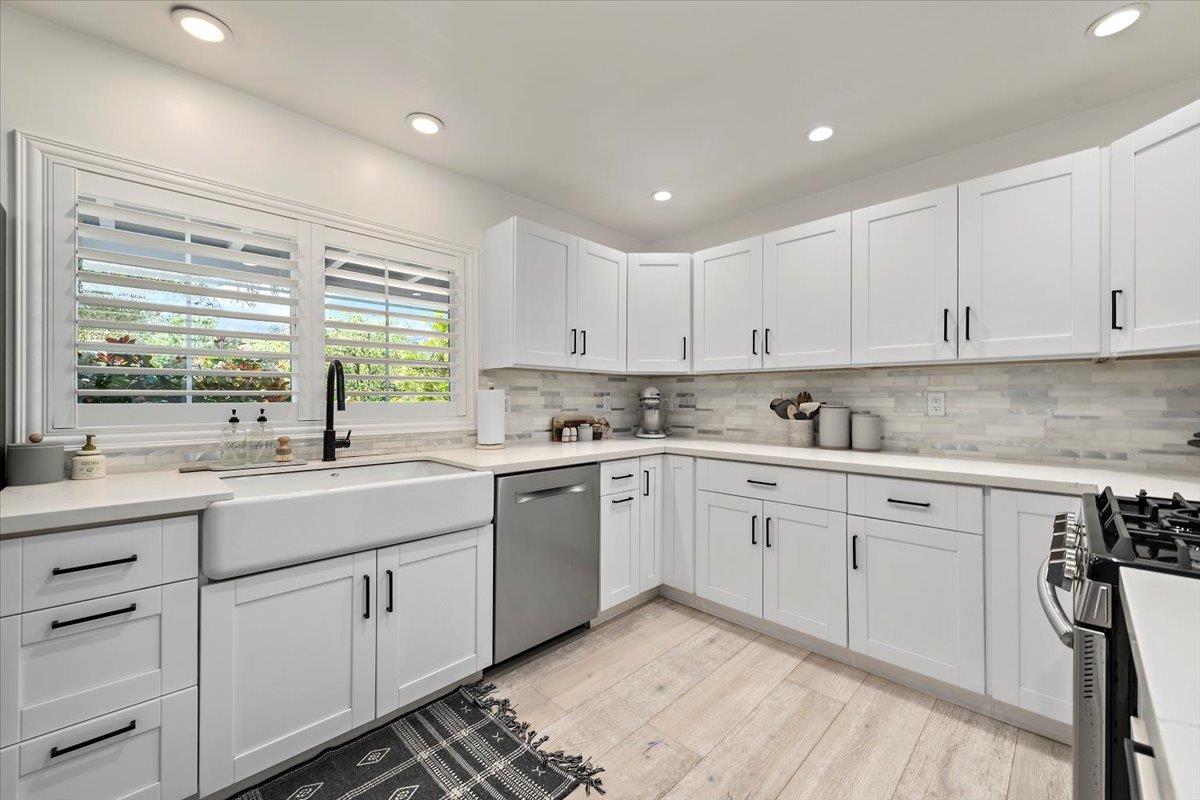 Detail Gallery Image 9 of 33 For 789 Canada Rd, Woodside,  CA 94062 - 3 Beds | 2 Baths
