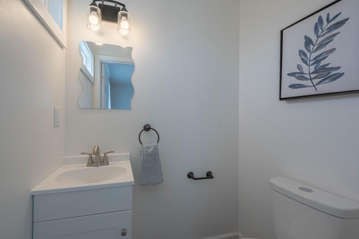 Detail Gallery Image 18 of 29 For 1758 Napa St, Seaside,  CA 93955 - 3 Beds | 1/1 Baths