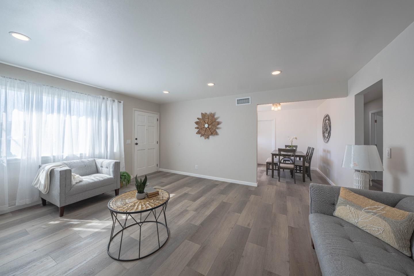 Detail Gallery Image 6 of 29 For 1758 Napa St, Seaside,  CA 93955 - 3 Beds | 1/1 Baths