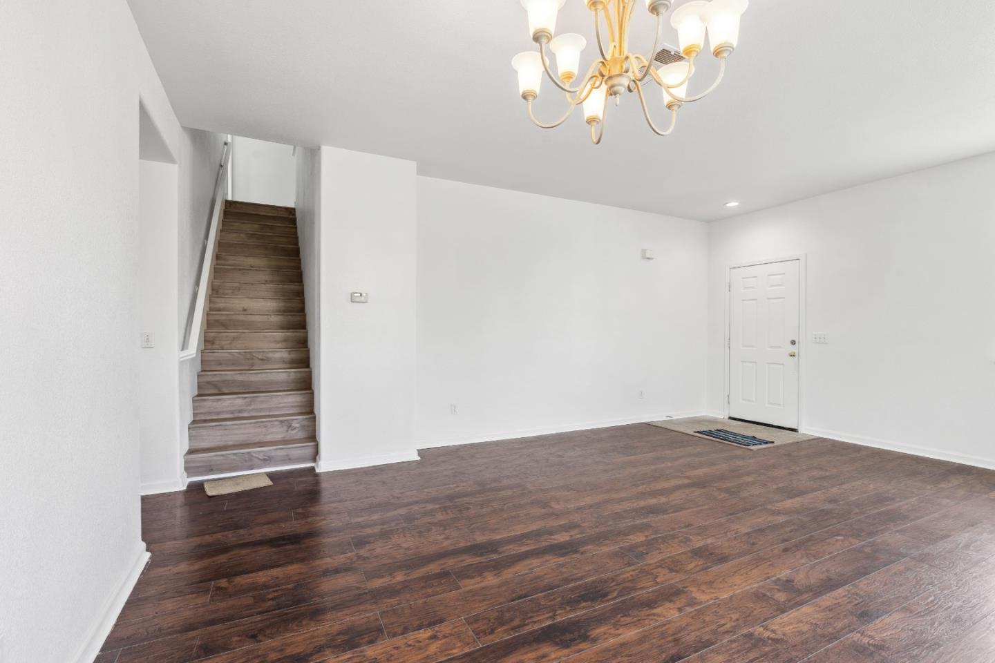 Detail Gallery Image 13 of 44 For 4114 Van Gogh Ct, Stockton,  CA 95206 - 4 Beds | 2/1 Baths