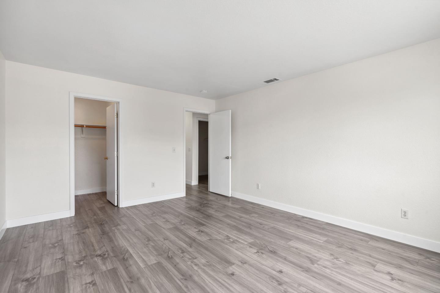Detail Gallery Image 23 of 44 For 4114 Van Gogh Ct, Stockton,  CA 95206 - 4 Beds | 2/1 Baths