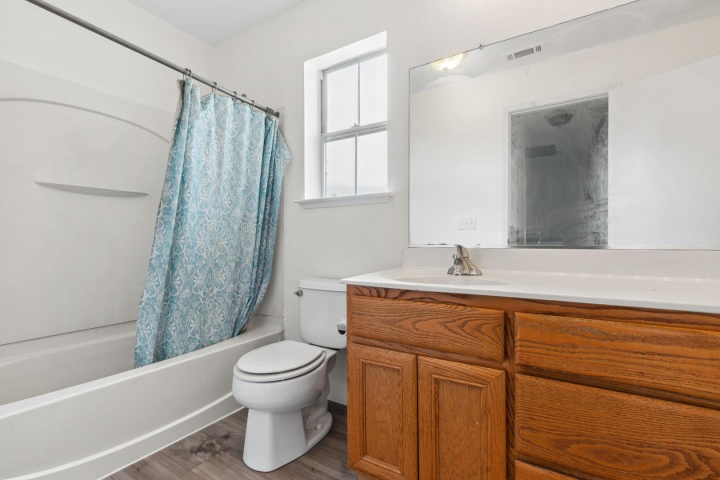 Detail Gallery Image 26 of 44 For 4114 Van Gogh Ct, Stockton,  CA 95206 - 4 Beds | 2/1 Baths