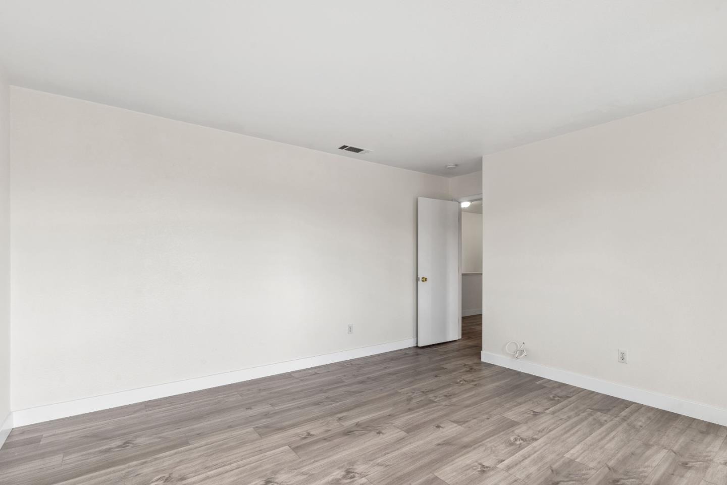 Detail Gallery Image 29 of 44 For 4114 Van Gogh Ct, Stockton,  CA 95206 - 4 Beds | 2/1 Baths