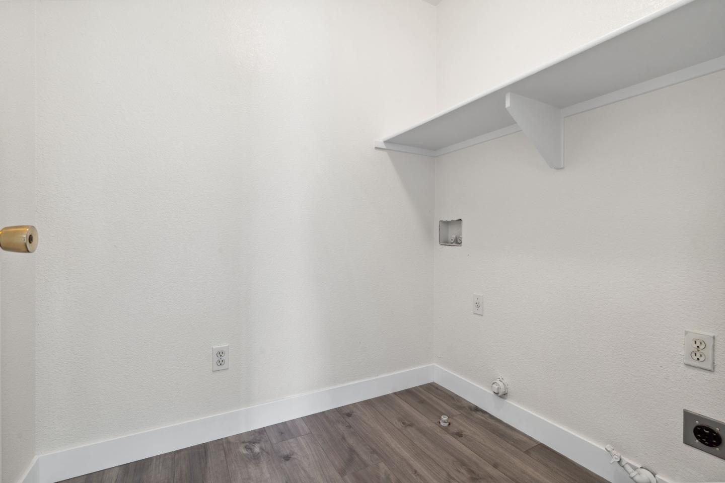 Detail Gallery Image 31 of 44 For 4114 Van Gogh Ct, Stockton,  CA 95206 - 4 Beds | 2/1 Baths