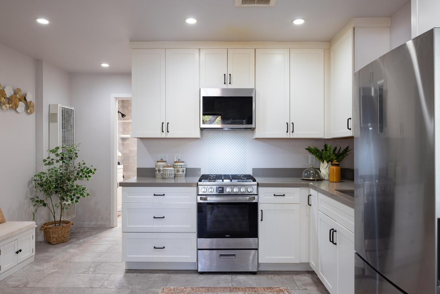 Detail Gallery Image 20 of 23 For 0 Carpenter & 2nd Nw Corner, Carmel,  CA 93921 - 3 Beds | 2/1 Baths