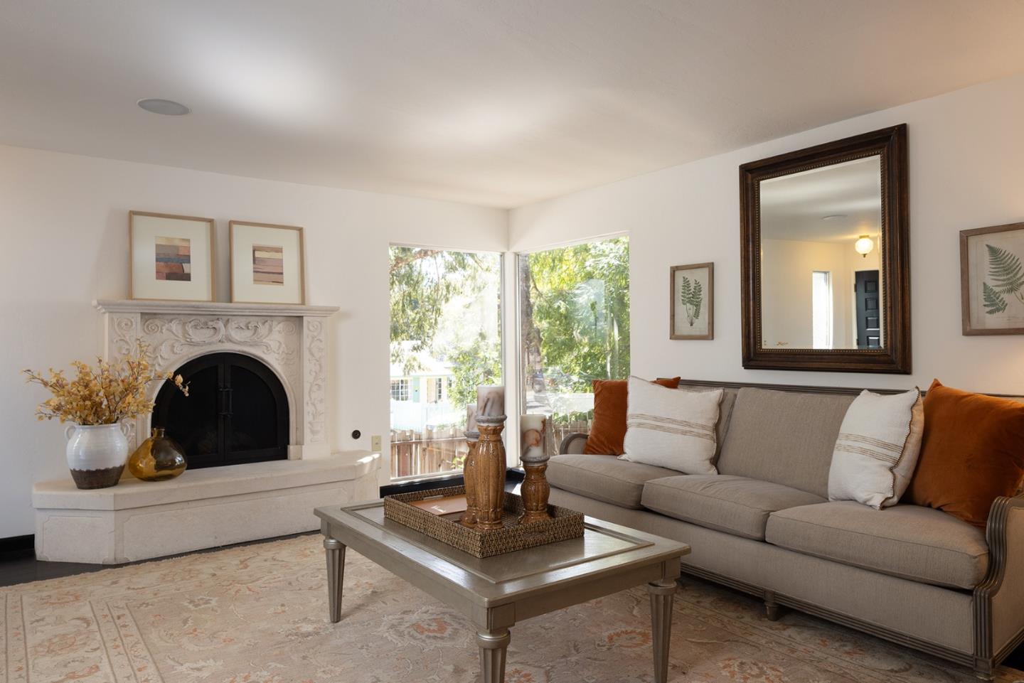 Detail Gallery Image 4 of 19 For 0 Carpenter & 2nd Nw Corner, Carmel,  CA 93921 - 3 Beds | 2/1 Baths