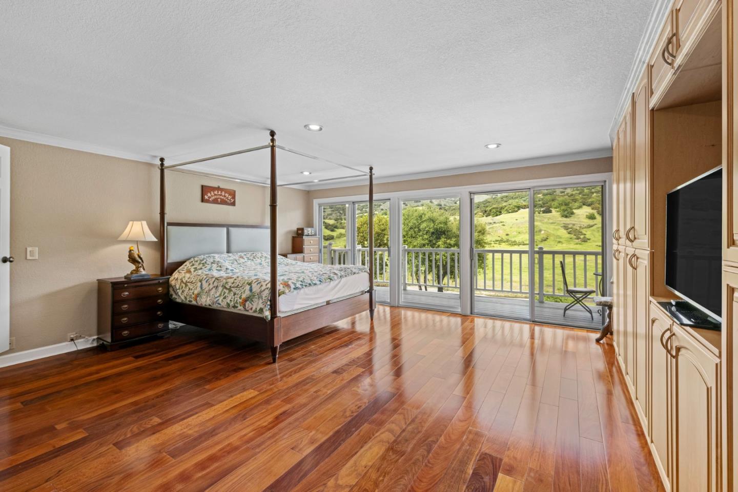 Detail Gallery Image 22 of 67 For 17480 Hoot Owl Way, Morgan Hill,  CA 95037 - 7 Beds | 5 Baths