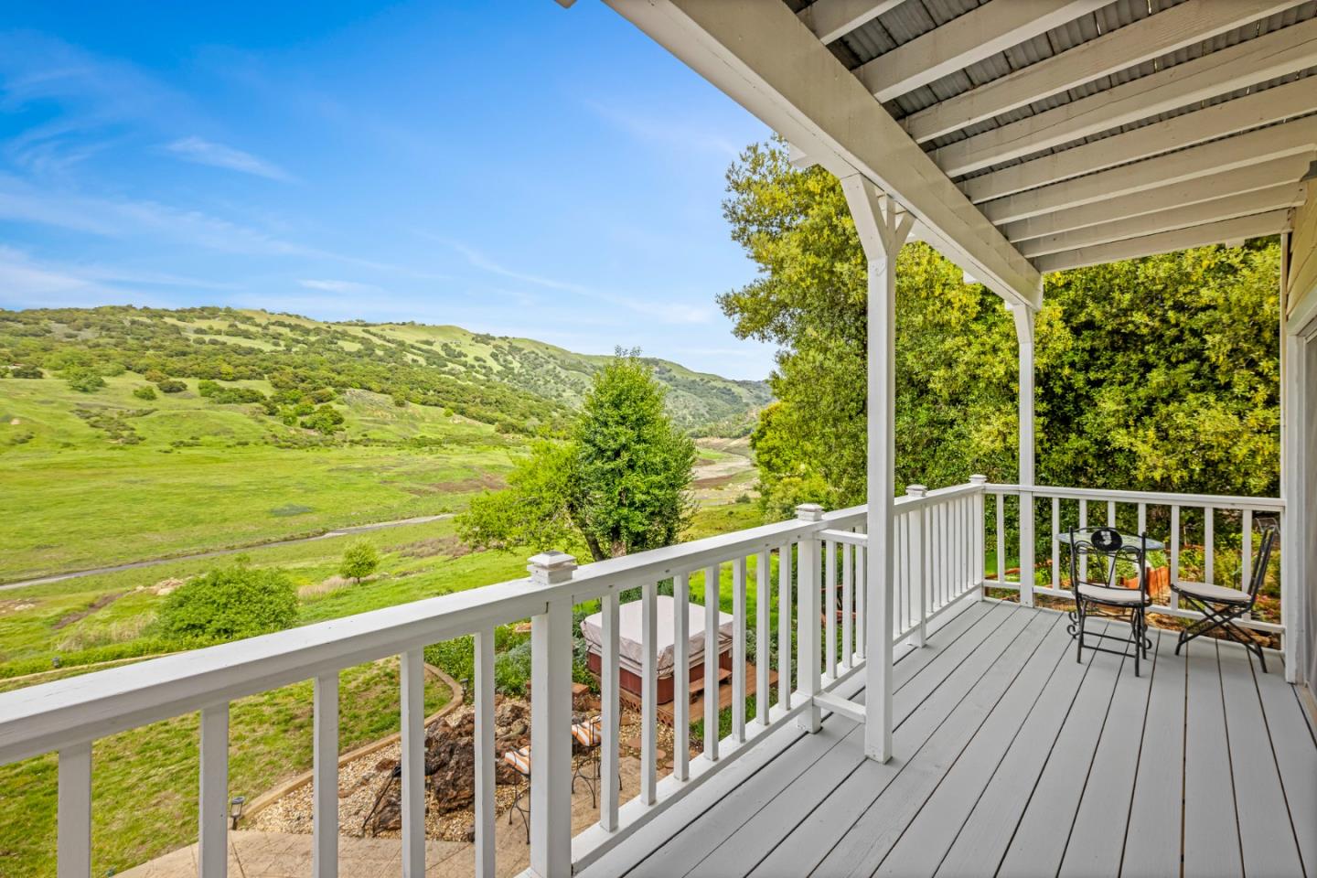 Detail Gallery Image 27 of 67 For 17480 Hoot Owl Way, Morgan Hill,  CA 95037 - 7 Beds | 5 Baths