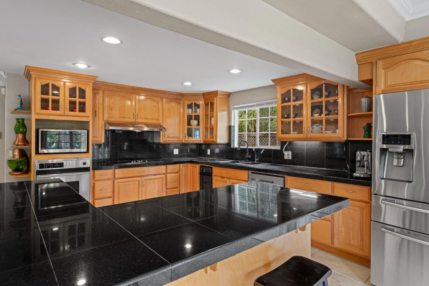 Detail Gallery Image 32 of 67 For 17480 Hoot Owl Way, Morgan Hill,  CA 95037 - 7 Beds | 5 Baths