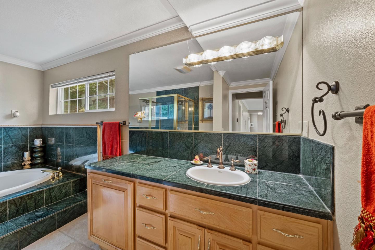 Detail Gallery Image 39 of 67 For 17480 Hoot Owl Way, Morgan Hill,  CA 95037 - 7 Beds | 5 Baths