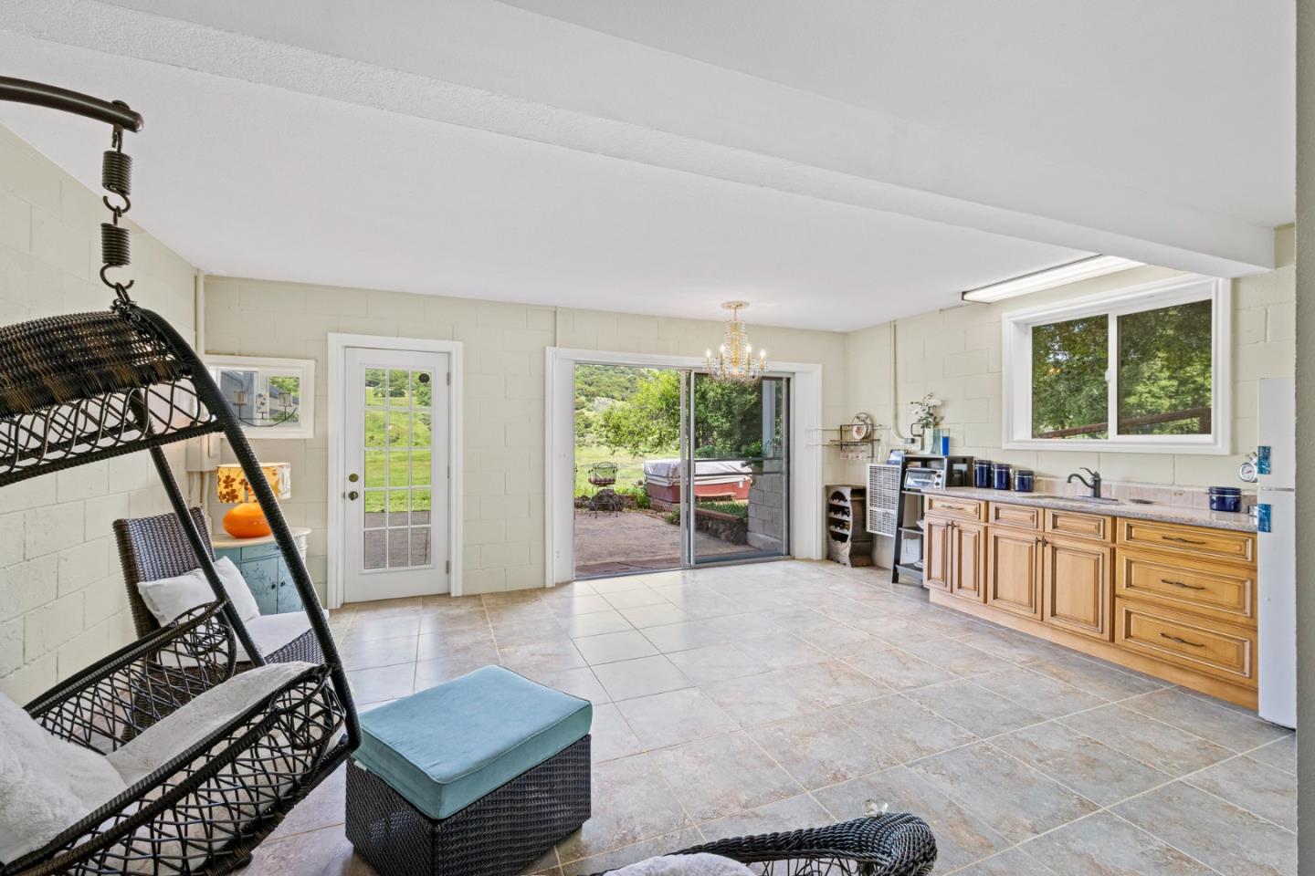 Detail Gallery Image 44 of 67 For 17480 Hoot Owl Way, Morgan Hill,  CA 95037 - 7 Beds | 5 Baths