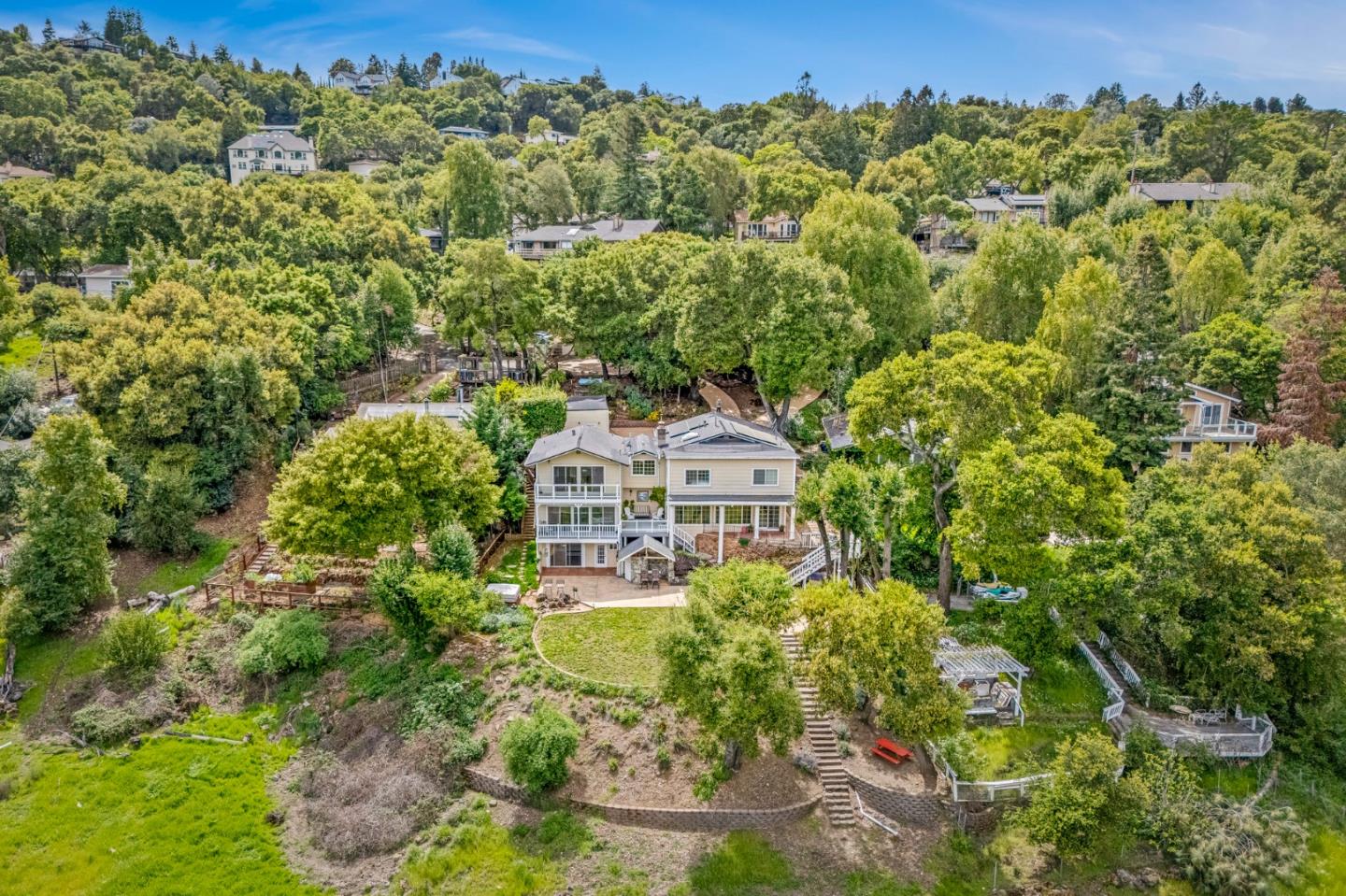 Detail Gallery Image 53 of 67 For 17480 Hoot Owl Way, Morgan Hill,  CA 95037 - 7 Beds | 5 Baths