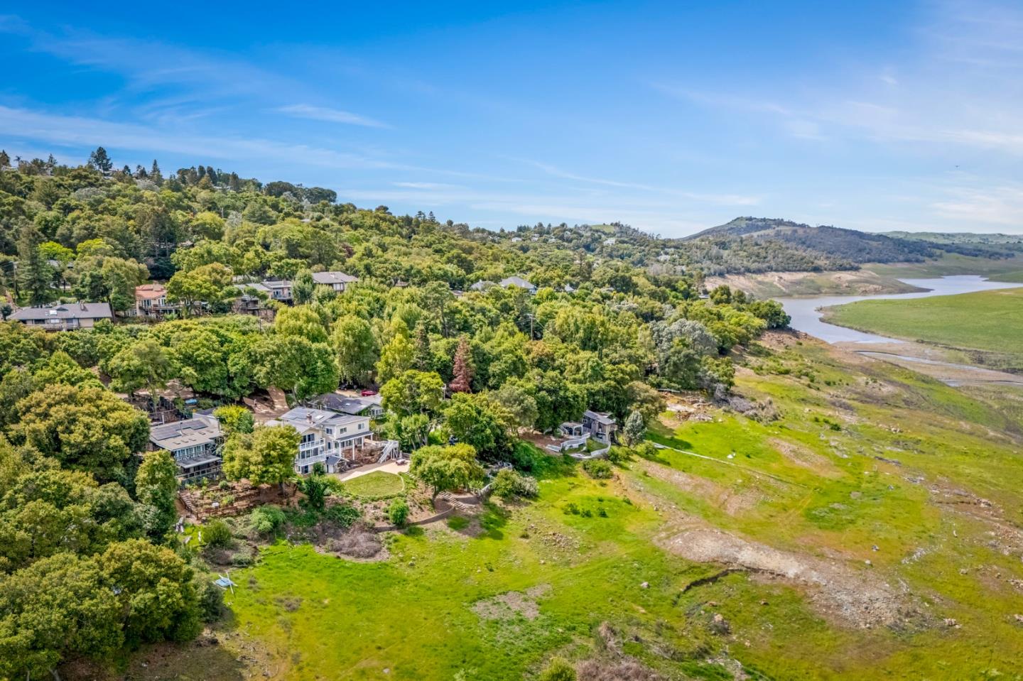 Detail Gallery Image 55 of 67 For 17480 Hoot Owl Way, Morgan Hill,  CA 95037 - 7 Beds | 5 Baths