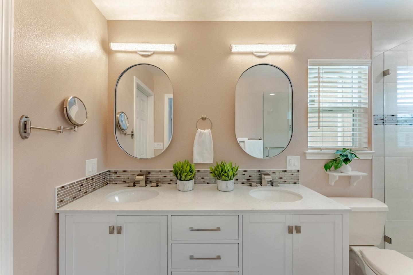 Detail Gallery Image 21 of 58 For 462 Madison Dr, San Jose,  CA 95123 - 5 Beds | 3 Baths