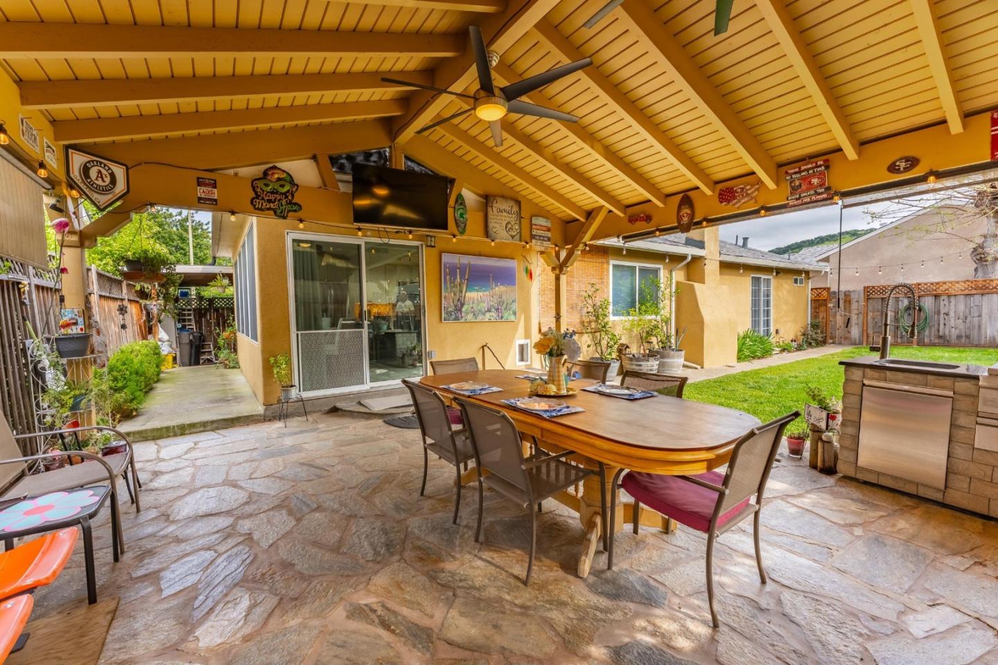 Detail Gallery Image 28 of 58 For 462 Madison Dr, San Jose,  CA 95123 - 5 Beds | 3 Baths