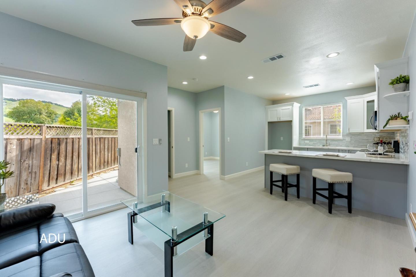 Detail Gallery Image 33 of 58 For 462 Madison Dr, San Jose,  CA 95123 - 5 Beds | 3 Baths