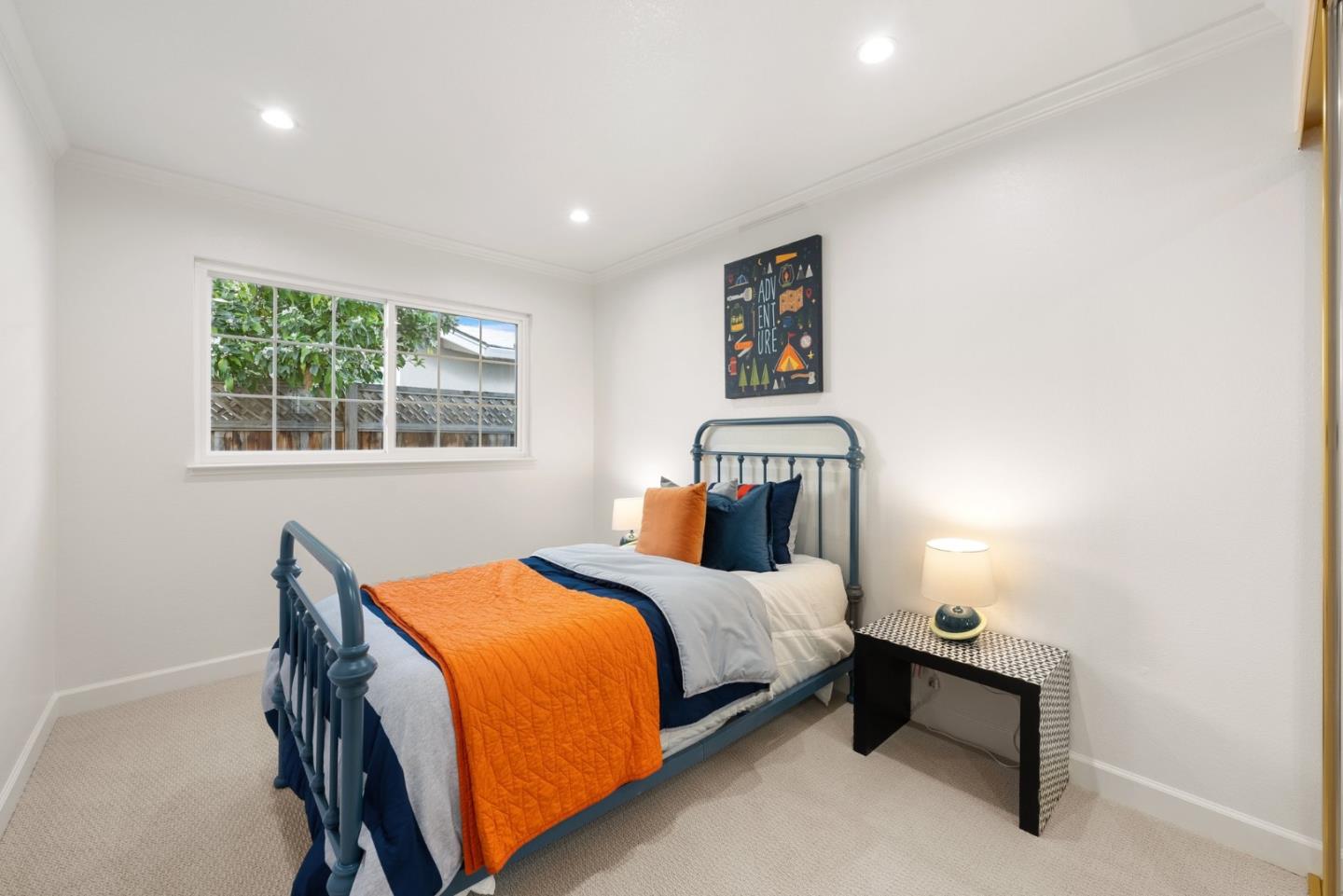 Detail Gallery Image 12 of 26 For 1699 Zinnia Ln, San Jose,  CA 95124 - 4 Beds | 2 Baths