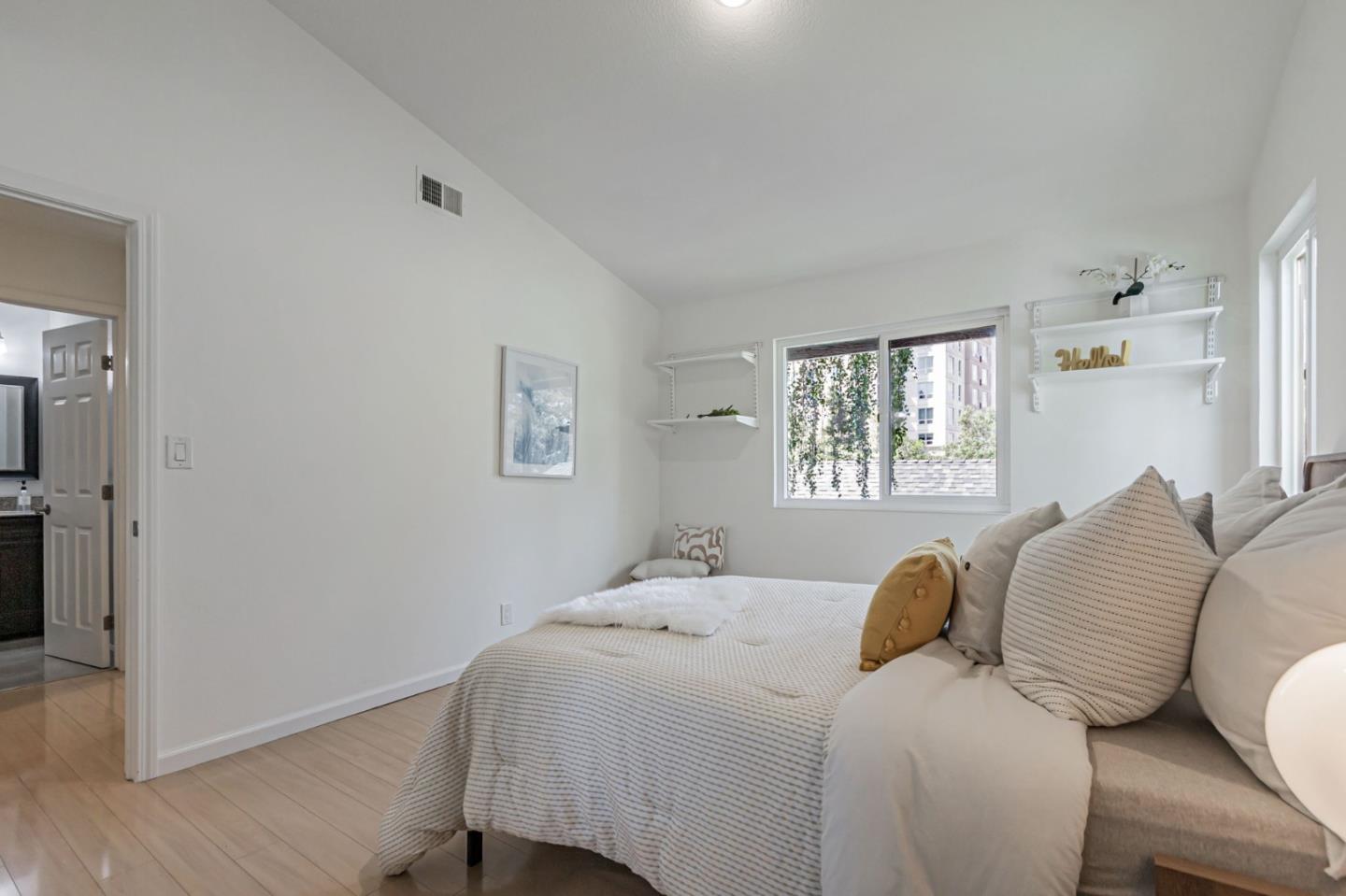 Detail Gallery Image 26 of 49 For 432 Shadowgraph Dr, San Jose,  CA 95110 - 2 Beds | 2 Baths