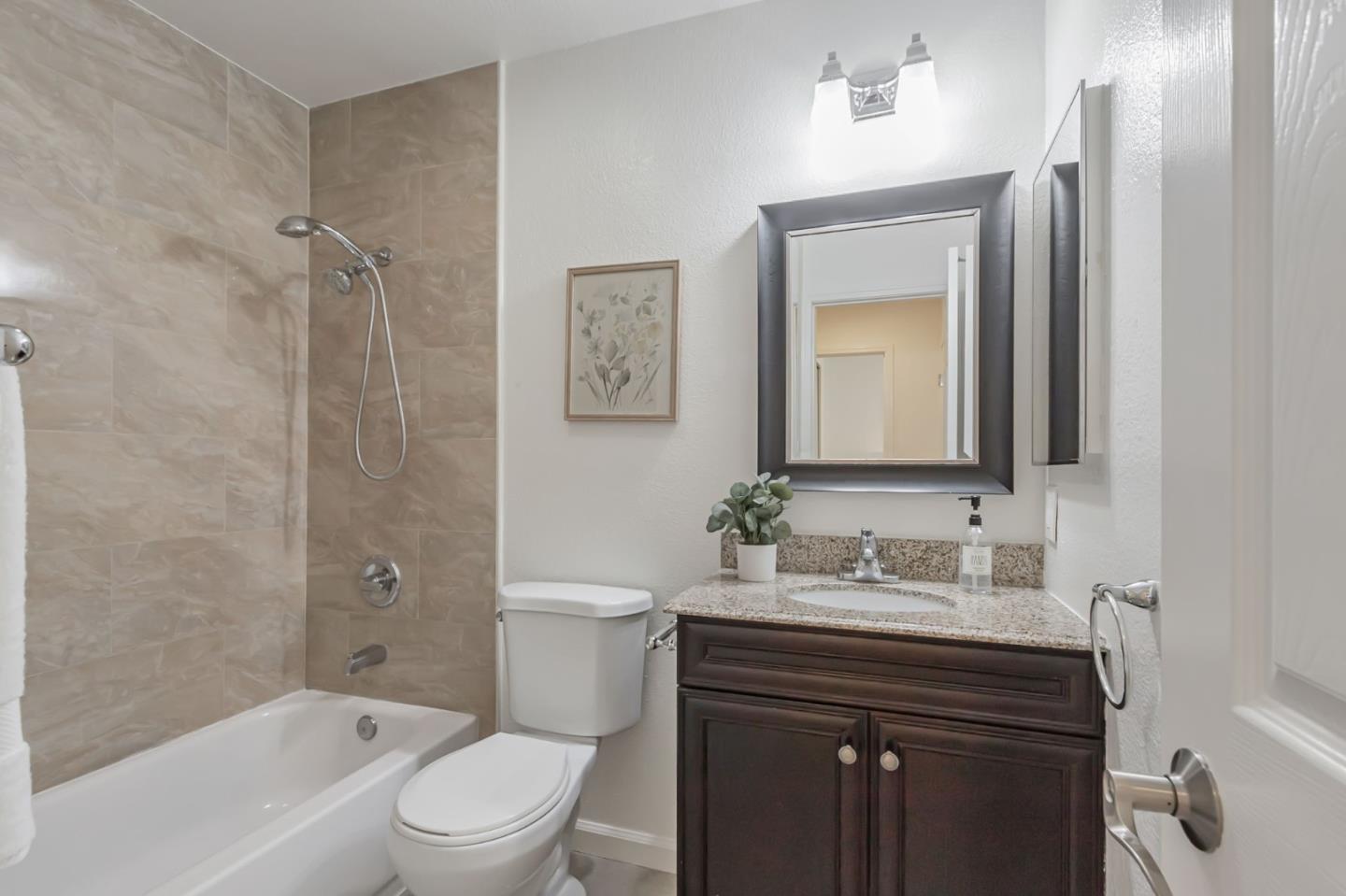 Detail Gallery Image 30 of 49 For 432 Shadowgraph Dr, San Jose,  CA 95110 - 2 Beds | 2 Baths