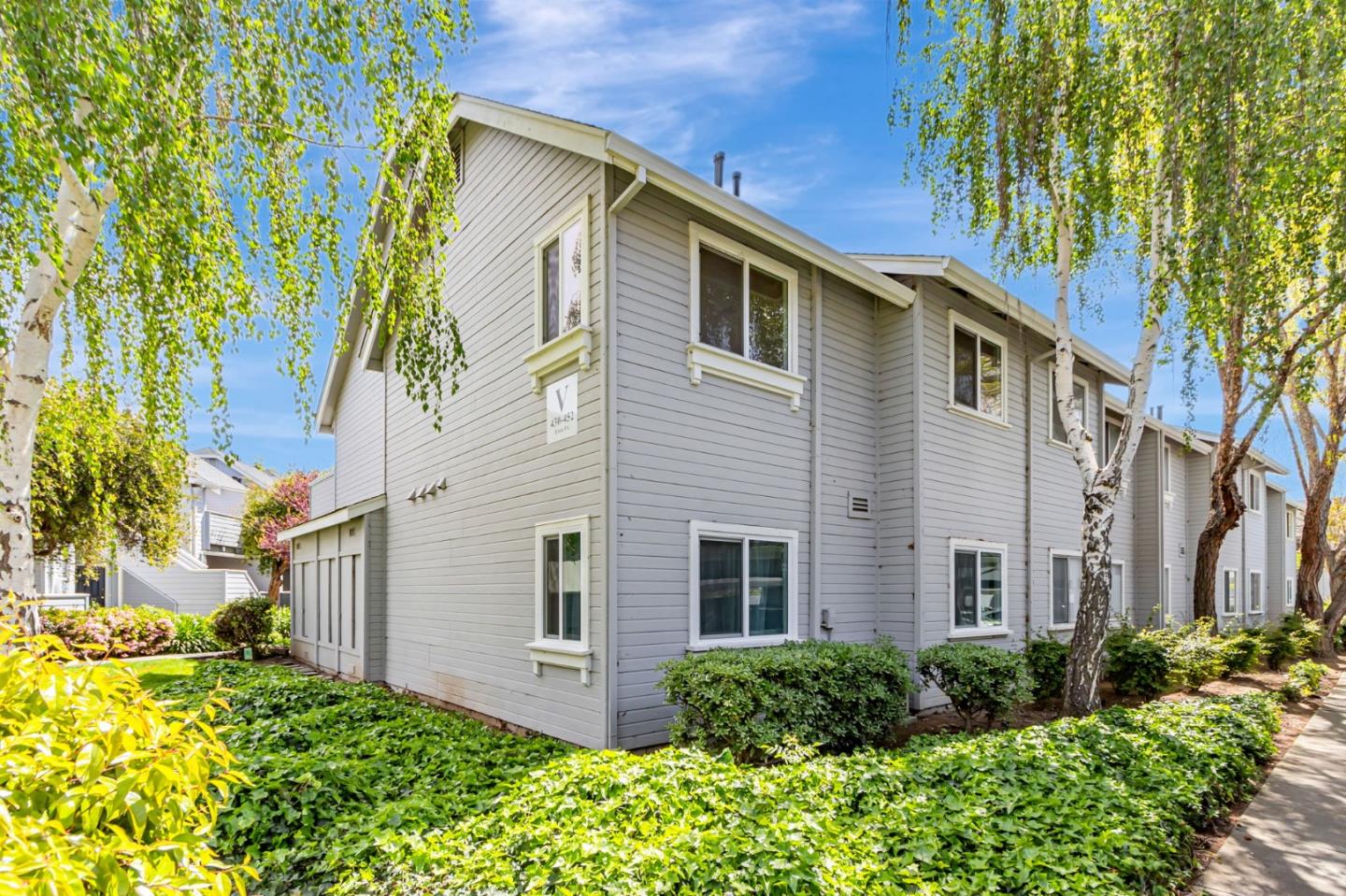 Detail Gallery Image 47 of 49 For 432 Shadowgraph Dr, San Jose,  CA 95110 - 2 Beds | 2 Baths