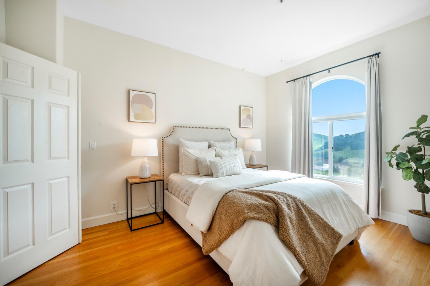 Detail Gallery Image 21 of 44 For 1566 Llagas Rd, Morgan Hill,  CA 95037 - 5 Beds | 4 Baths