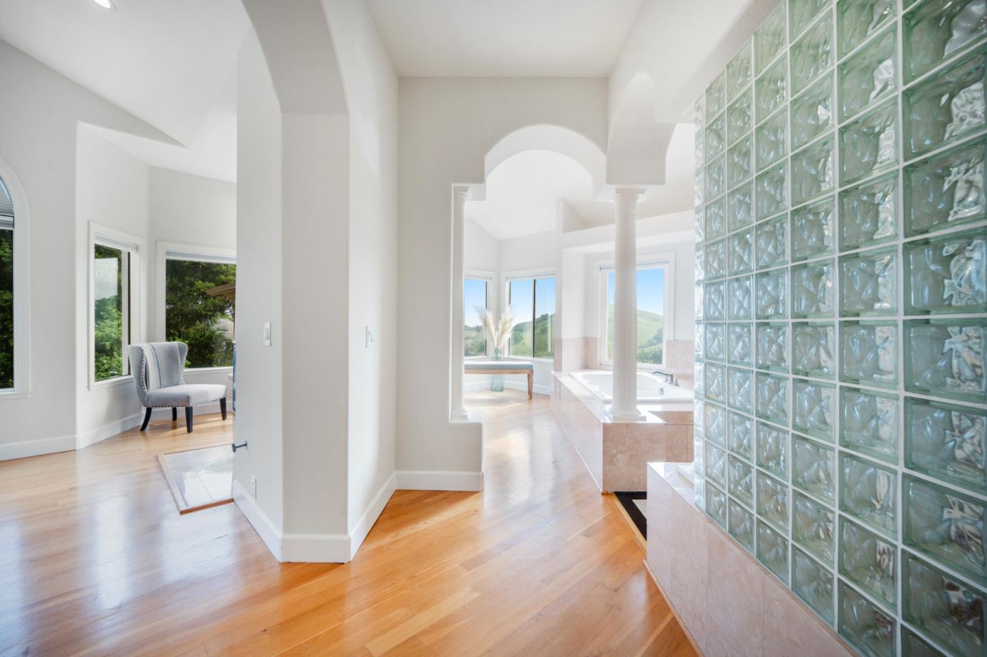 Detail Gallery Image 31 of 44 For 1566 Llagas Rd, Morgan Hill,  CA 95037 - 5 Beds | 4 Baths