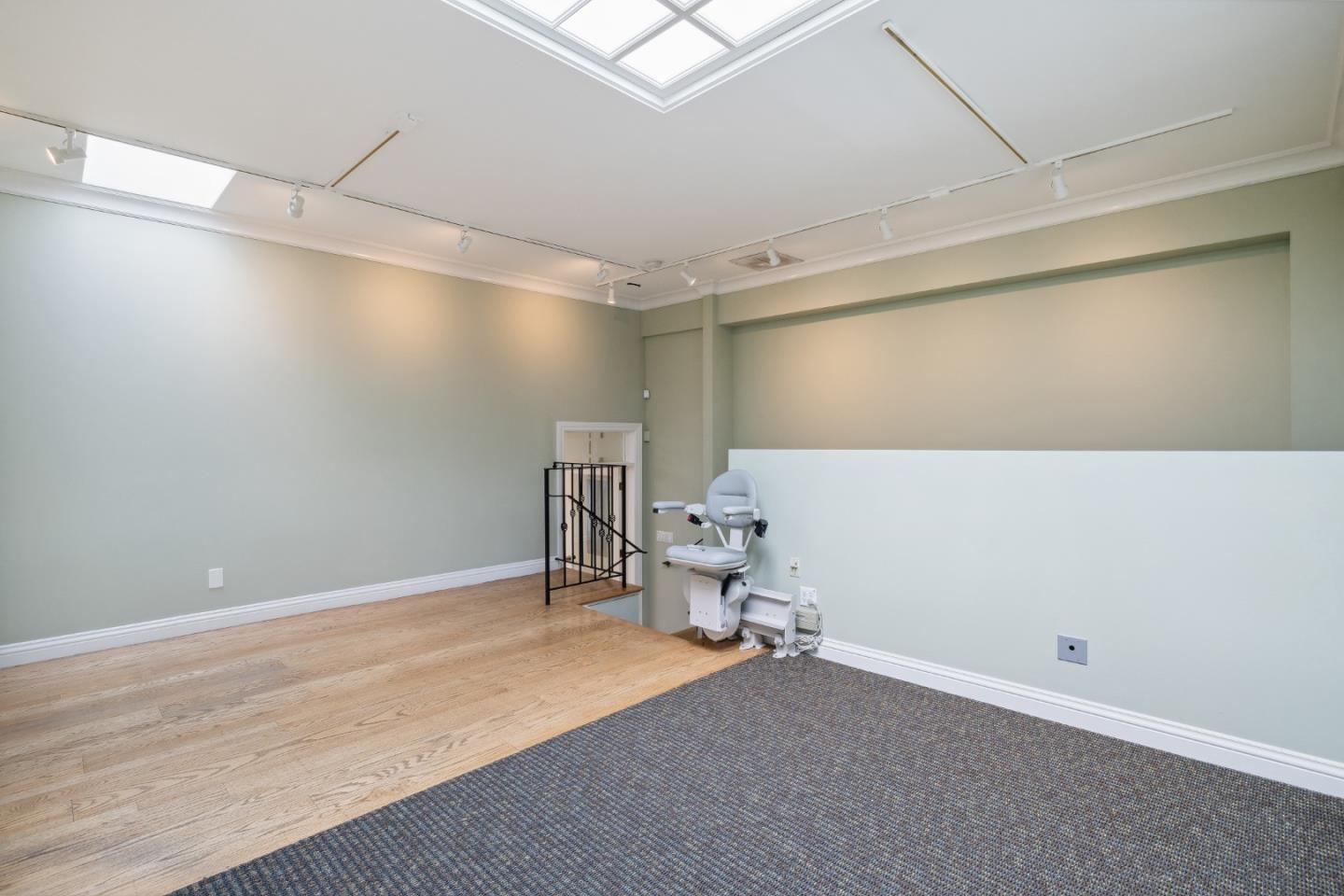 Detail Gallery Image 9 of 23 For 315 Primrose Rd, Burlingame,  CA 94010 - – Beds | – Baths