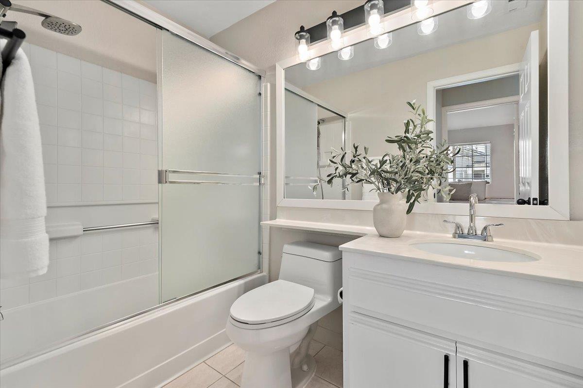 Detail Gallery Image 15 of 27 For 5965 Lake Almanor Dr, San Jose,  CA 95123 - 2 Beds | 2 Baths