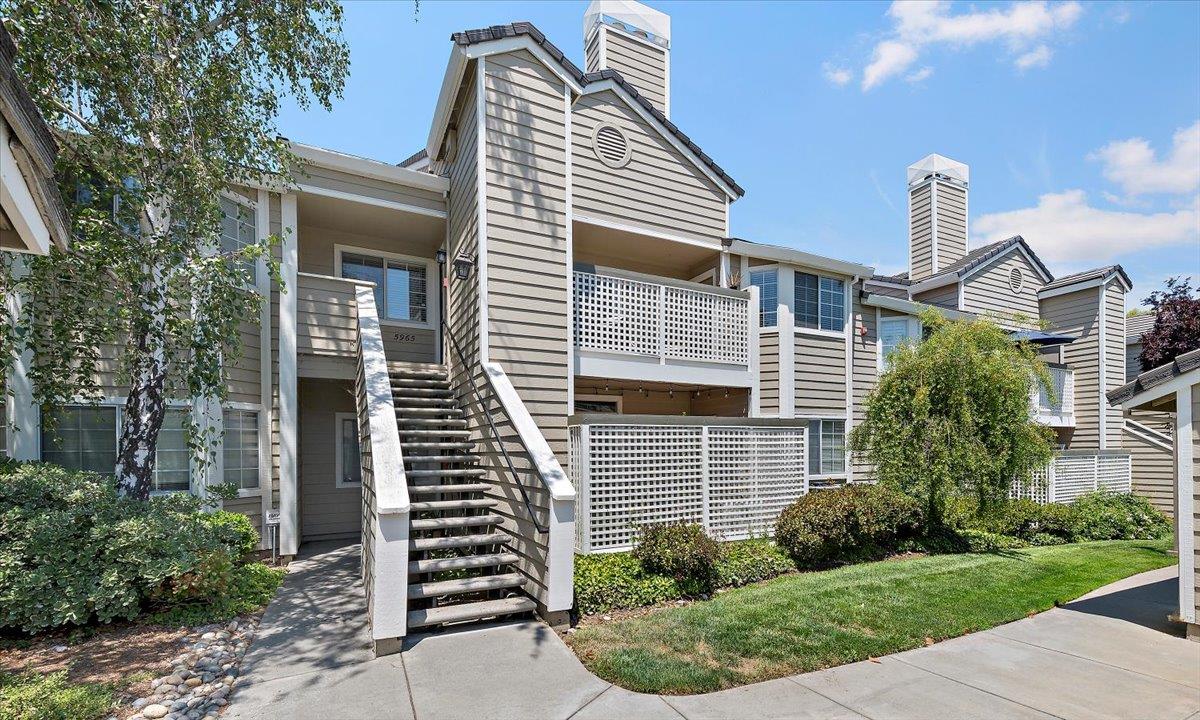 Detail Gallery Image 19 of 27 For 5965 Lake Almanor Dr, San Jose,  CA 95123 - 2 Beds | 2 Baths