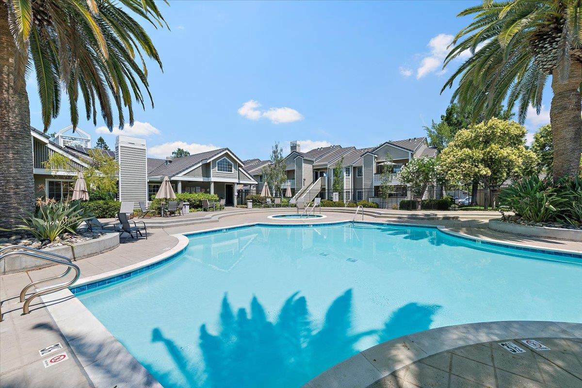 Detail Gallery Image 21 of 27 For 5965 Lake Almanor Dr, San Jose,  CA 95123 - 2 Beds | 2 Baths