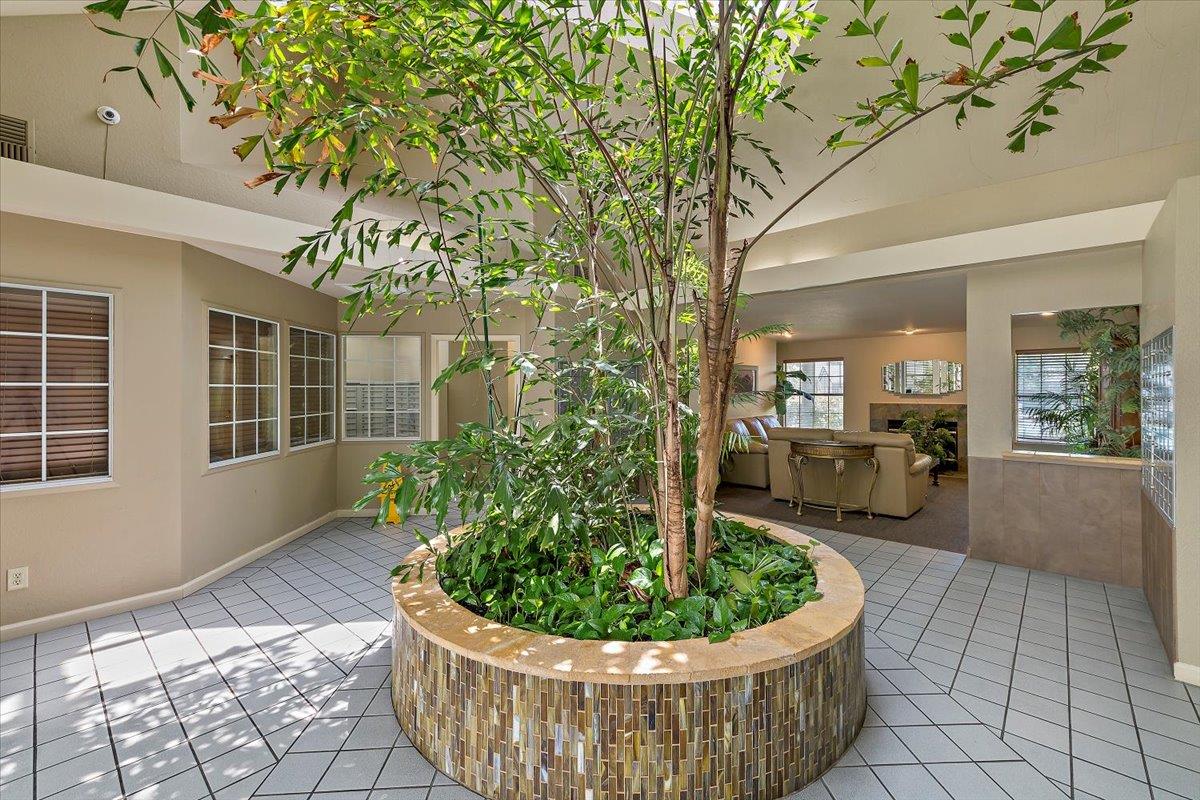 Detail Gallery Image 23 of 27 For 5965 Lake Almanor Dr, San Jose,  CA 95123 - 2 Beds | 2 Baths