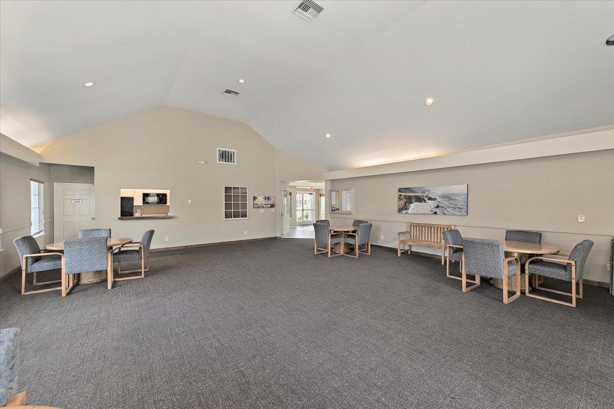 Detail Gallery Image 24 of 27 For 5965 Lake Almanor Dr, San Jose,  CA 95123 - 2 Beds | 2 Baths