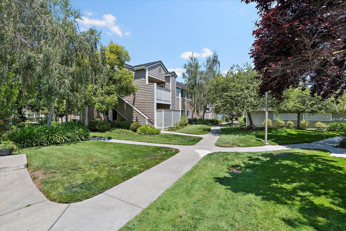Detail Gallery Image 26 of 27 For 5965 Lake Almanor Dr, San Jose,  CA 95123 - 2 Beds | 2 Baths