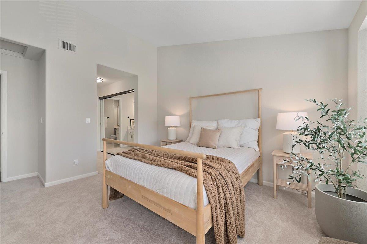 Detail Gallery Image 4 of 27 For 5965 Lake Almanor Dr, San Jose,  CA 95123 - 2 Beds | 2 Baths
