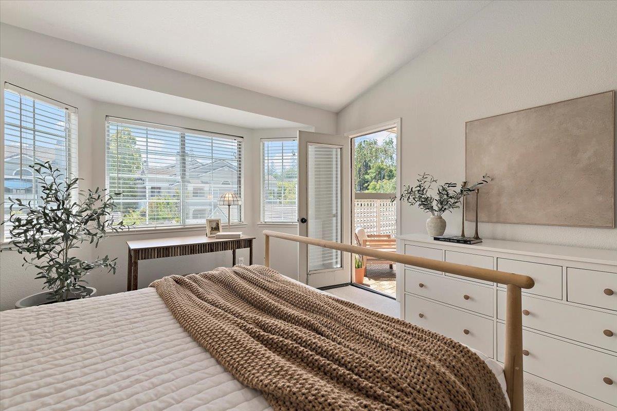 Detail Gallery Image 5 of 27 For 5965 Lake Almanor Dr, San Jose,  CA 95123 - 2 Beds | 2 Baths