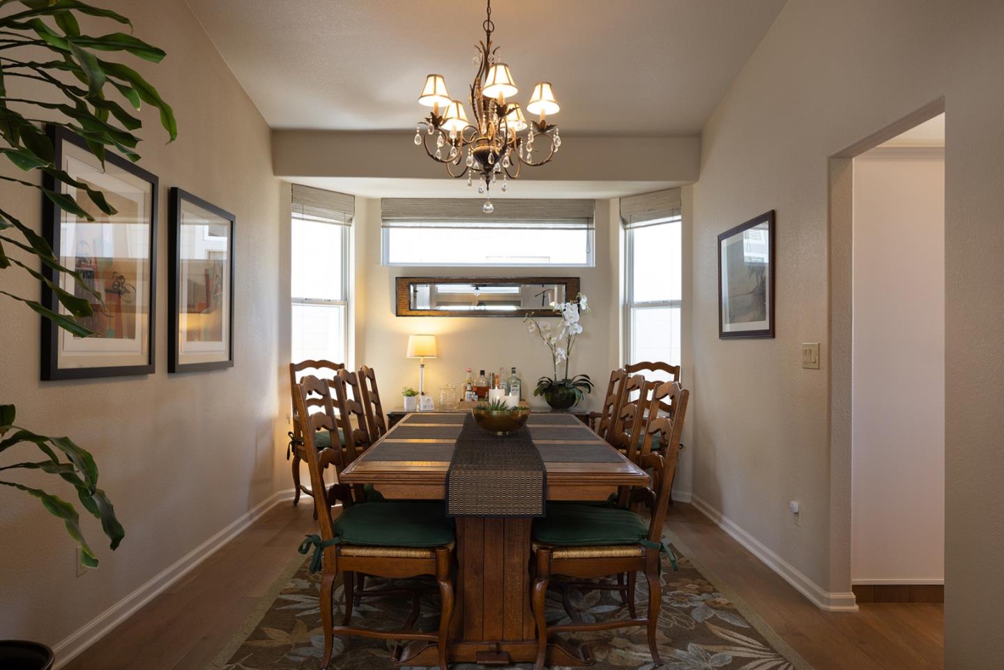Detail Gallery Image 11 of 25 For 10480 Fairway Ln, Carmel,  CA 93923 - 3 Beds | 3 Baths
