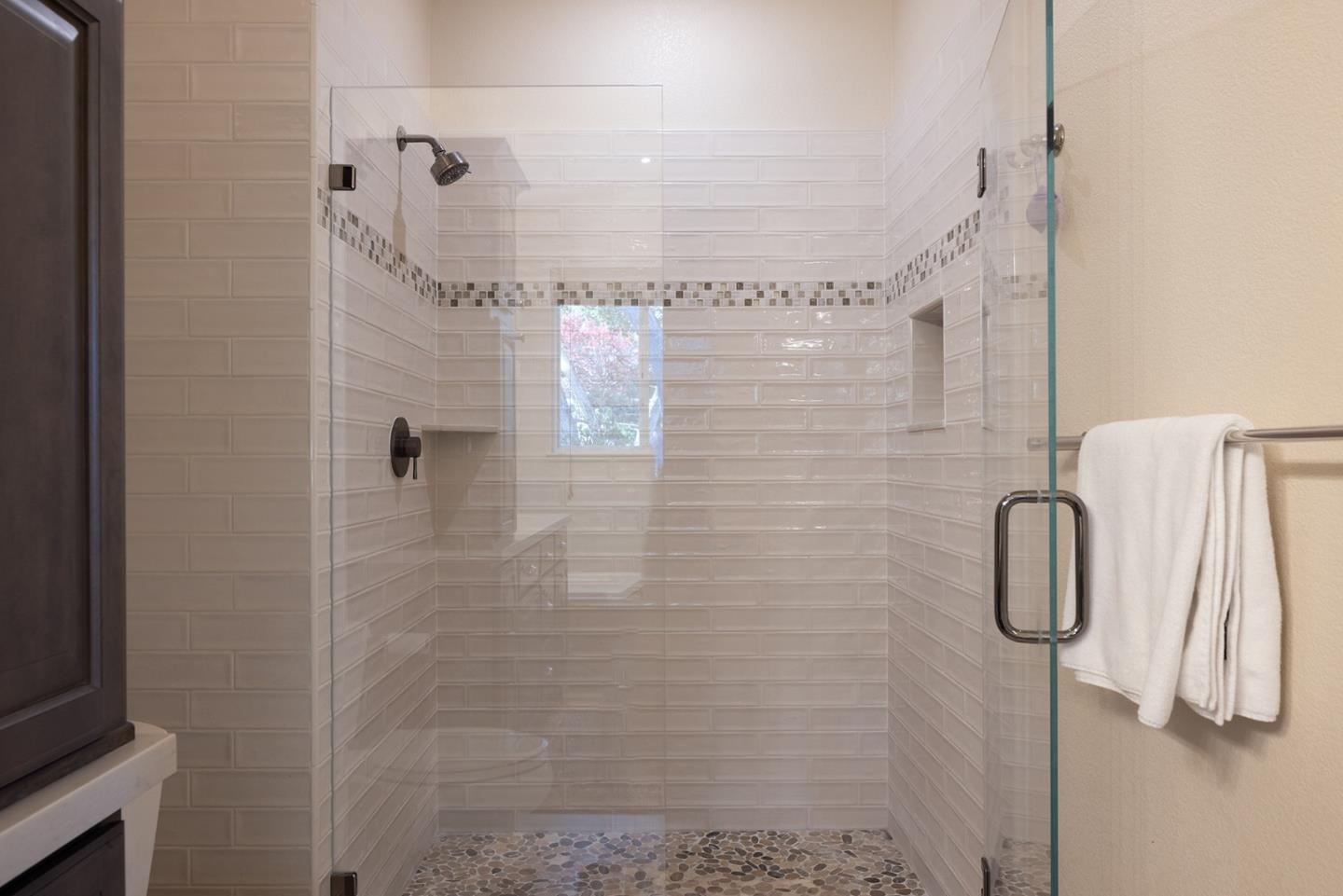 Detail Gallery Image 16 of 25 For 10480 Fairway Ln, Carmel,  CA 93923 - 3 Beds | 3 Baths