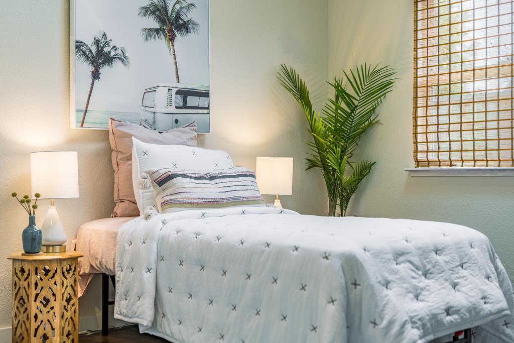 Detail Gallery Image 23 of 57 For 509 36th Ave, Santa Cruz,  CA 95062 - 3 Beds | 2 Baths