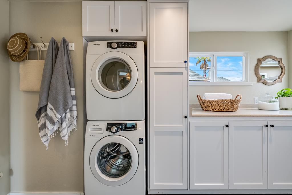 Detail Gallery Image 24 of 57 For 509 36th Ave, Santa Cruz,  CA 95062 - 3 Beds | 2 Baths