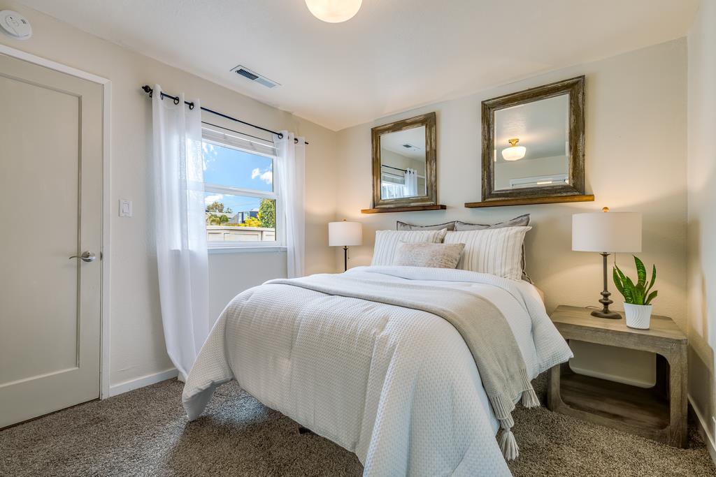 Detail Gallery Image 28 of 57 For 509 36th Ave, Santa Cruz,  CA 95062 - 3 Beds | 2 Baths