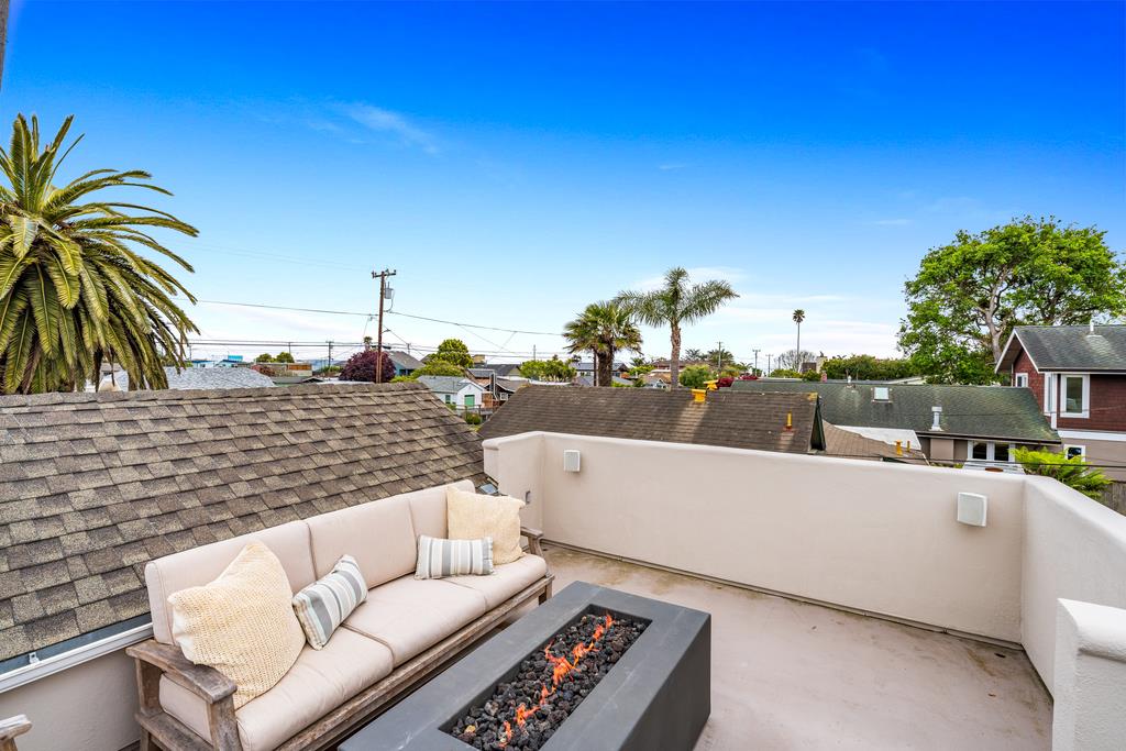 Detail Gallery Image 36 of 57 For 509 36th Ave, Santa Cruz,  CA 95062 - 3 Beds | 2 Baths