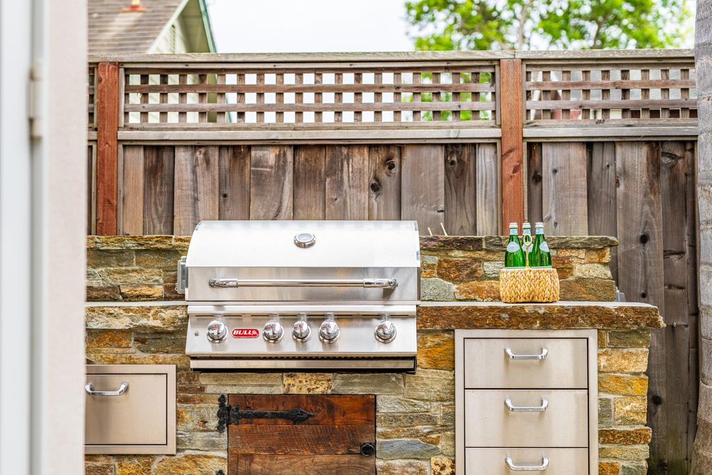Detail Gallery Image 41 of 57 For 509 36th Ave, Santa Cruz,  CA 95062 - 3 Beds | 2 Baths