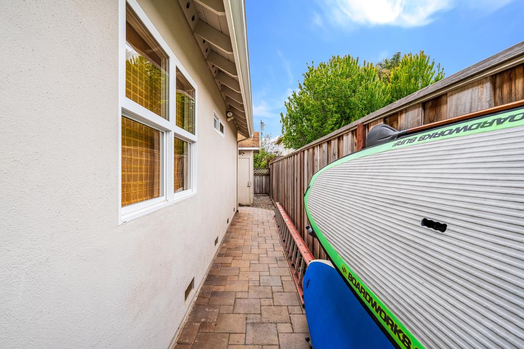 Detail Gallery Image 43 of 57 For 509 36th Ave, Santa Cruz,  CA 95062 - 3 Beds | 2 Baths